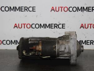 Anlasser van een Renault Espace (JK) 2.2 dCi 16V 2003