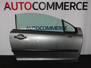 Usados Puerta 2 puertas derecha Peugeot 207 CC (WB) 1.6 16V THP Precio € 80,00 Norma de margen ofrecido por Autocommerce