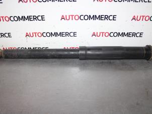 Used Rear shock absorber rod, right Peugeot 107 1.0 12V Price € 15,00 Margin scheme offered by Autocommerce