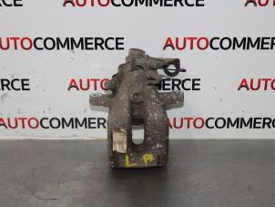 Used Rear brake calliper, left Peugeot 308 (4A/C) 1.6 HDiF 16V Price € 30,00 Margin scheme offered by Autocommerce