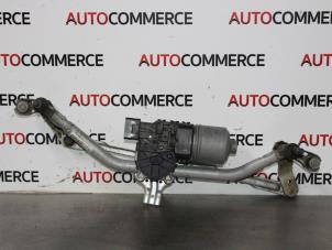 Gebrauchte Scheibenwischermotor + Mechanik Peugeot 208 I (CA/CC/CK/CL) 1.2 Vti 12V PureTech 82 Preis € 25,00 Margenregelung angeboten von Autocommerce