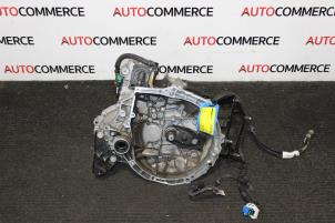 Used Gearbox Peugeot 2008 (CU) 1.2 12V e-THP PureTech 110 Price € 450,00 Margin scheme offered by Autocommerce