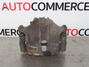 Used Front brake calliper, right Peugeot 307 (3A/C/D) 1.4 16V Price € 10,00 Margin scheme offered by Autocommerce