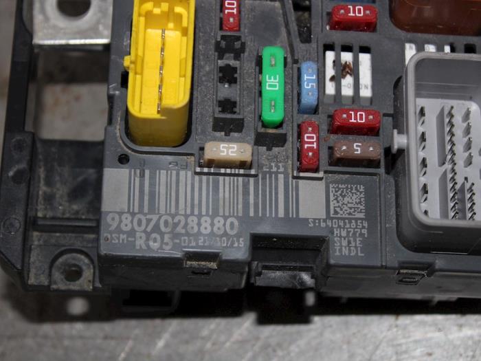 Fuse box Citroen Berlingo 1.6 Hdi 75 BSMR05
