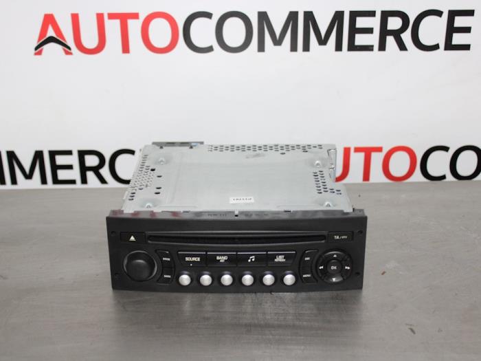 Begagnade Radio Citroen DS3 (SA) 1.6 e-HDi Pris € 40,00 Marginaltabell erbjuds av Autocommerce