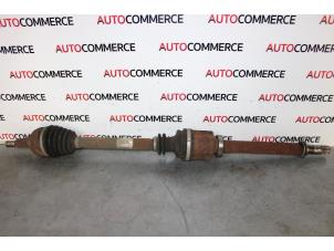 Used Front drive shaft, right Renault Scénic II (JM) 1.5 dCi 105 Price € 35,00 Margin scheme offered by Autocommerce