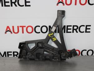 Used Rear bumper bracket, left Renault Twingo III (AH) 1.0 SCe 70 12V Price € 25,00 Margin scheme offered by Autocommerce