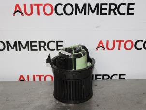 Used Heating and ventilation fan motor Peugeot 308 SW (4E/H) 1.6 HDiF 16V Price € 50,00 Margin scheme offered by Autocommerce