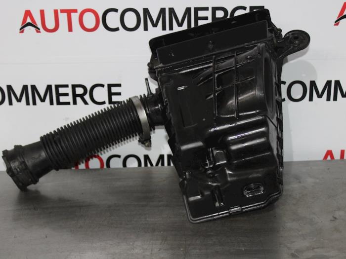 Begagnade Luftfilterhus Renault Scénic III (JZ) 1.5 dCi 105 Pris € 15,00 Marginaltabell erbjuds av Autocommerce