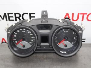Used Odometer KM Renault Megane II (BM/CM) 1.4 16V 82 Price € 40,00 Margin scheme offered by Autocommerce