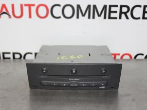 Used CD player Renault Megane II CC (EM) 1.9 dCi 115 Price € 70,00 Margin scheme offered by Autocommerce