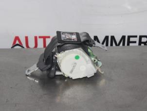 Used Rear seatbelt, centre Renault Clio III (BR/CR) 1.5 dCi 85 Price € 20,00 Margin scheme offered by Autocommerce