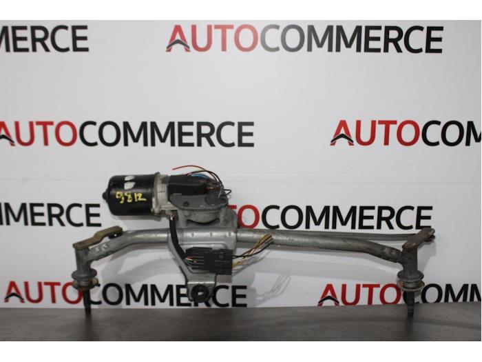 Wiper motor + mechanism Renault Trafic New 2.5 dCi 16V 135 53554202 Valeo