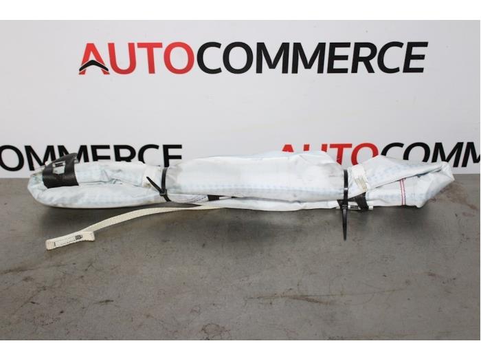 Używane Kurtyna prawa Peugeot 2008 (CU) 1.2 12V e-THP PureTech 110 Cena € 65,00 Procedura marży oferowane przez Autocommerce