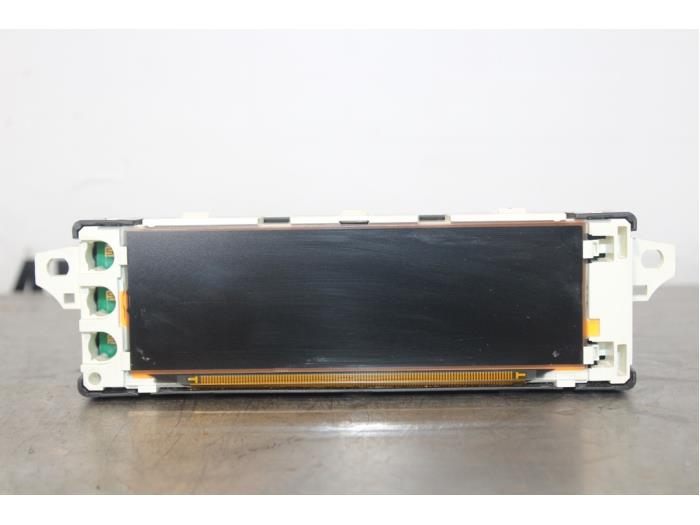 Begagnade Innerdisplay Peugeot Partner (GC/GF/GG/GJ/GK) 1.6 HDI 75 16V Phase 1 Pris € 10,00 Marginaltabell erbjuds av Autocommerce