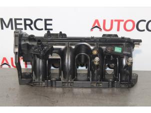 Used Intake manifold Renault Grand Scénic III (JZ) 1.4 16V TCe 130 Price on request offered by Autocommerce