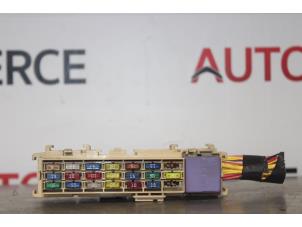 Used Fuse box Renault Modus/Grand Modus (JP) 1.2 16V Price € 40,00 Margin scheme offered by Autocommerce