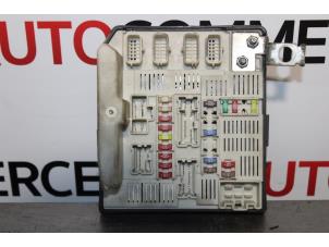 Used Fuse box Renault Megane II Grandtour (KM) 1.6 16V Price on request offered by Autocommerce
