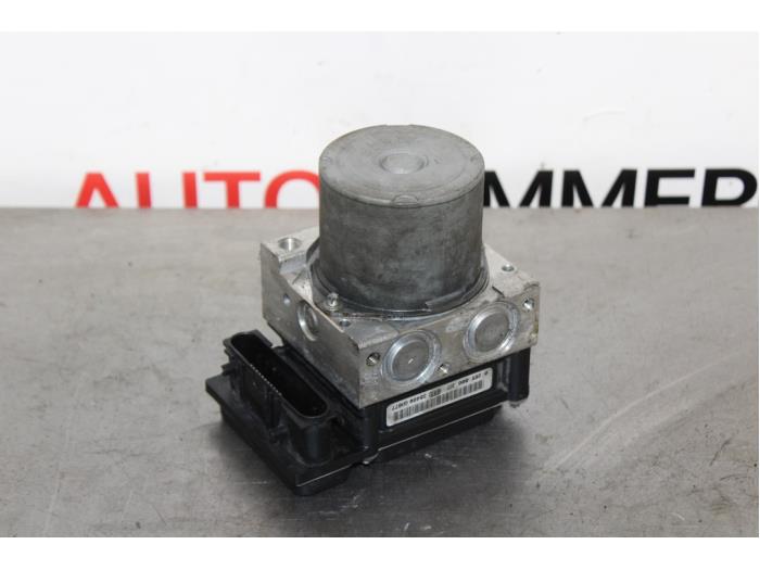 Gebrauchte ABS Pumpe Renault Megane II (BM/CM) 1.4 16V 98 Preis € 25,00 Margenregelung angeboten von Autocommerce