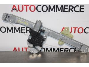 Used Window mechanism 2-door, front right Renault Clio Price on request offered by Autocommerce