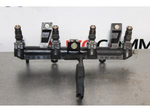 Used Fuel injector nozzle Citroen C3 Pluriel (HB) 1.4 Price on request offered by Autocommerce