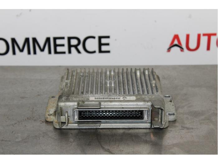 Used Engine management computer Renault Twingo (C06) 1.2 Price on request offered by Autocommerce