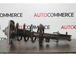 Gebrauchte Stoßdämpfer links vorne Peugeot Expert (G9) 1.6 HDi 90 Preis € 70,00 Margenregelung angeboten von Autocommerce