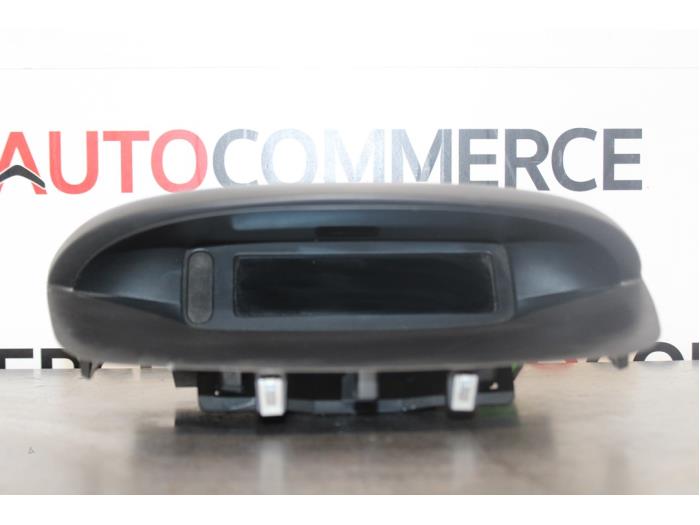 Begagnade Innerdisplay Renault Megane III Grandtour (KZ) Pris € 20,00 Marginaltabell erbjuds av Autocommerce