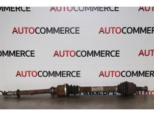 Used Front drive shaft, right Citroen C4 Berline (LC) 1.6 16V Price on request offered by Autocommerce