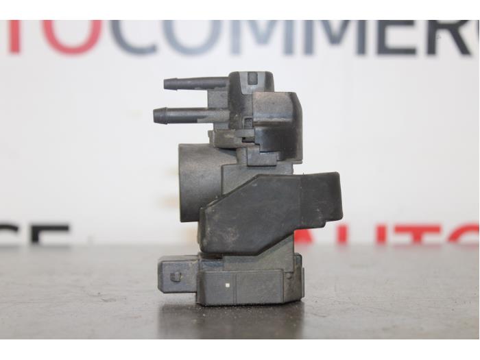 Usagé Régulateur pression turbo Renault Kangoo Express (FW) 1.5 dCi 90 FAP Prix sur demande proposé par Autocommerce