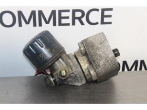 Used Oil filter holder Renault Laguna II Grandtour (KG) Price on request offered by Autocommerce