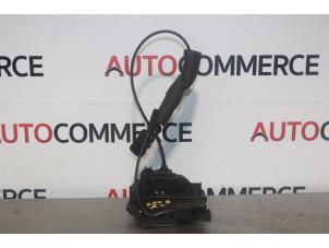 Used Front door lock mechanism 4-door, right Renault Grand Scénic III (JZ) 1.4 16V TCe 130 Price € 35,00 Margin scheme offered by Autocommerce