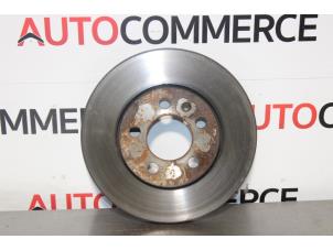 Used Rear brake disc Peugeot 207 SW (WE/WU) 1.4 16V Vti Price on request offered by Autocommerce