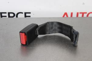 Used Front seatbelt buckle, right Peugeot 206 (2A/C/H/J/S) 1.4 16V Price on request offered by Autocommerce