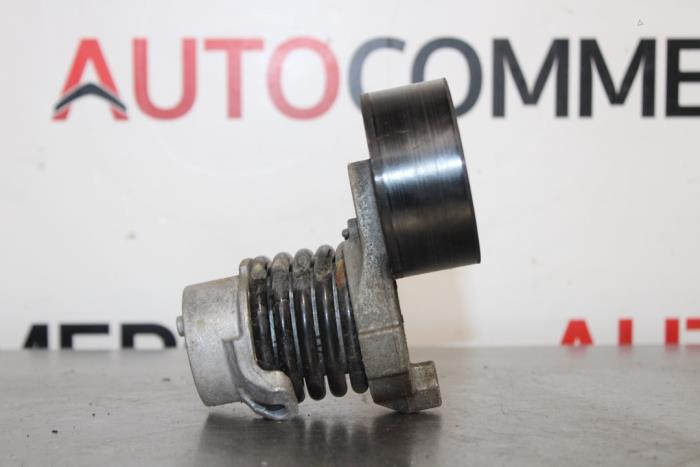 Usados Rodillo tensor correa múltiple Renault Clio IV (5R) Precio de solicitud ofrecido por Autocommerce