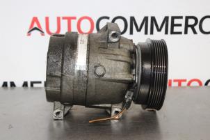 Used Air conditioning pump Renault Scénic I (JA) 1.6 16V Price on request offered by Autocommerce