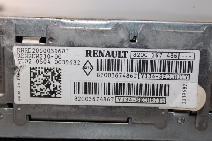 Radio/Lecteur CD d'un Renault Megane II Grandtour (KM) 1.6 16V 2005