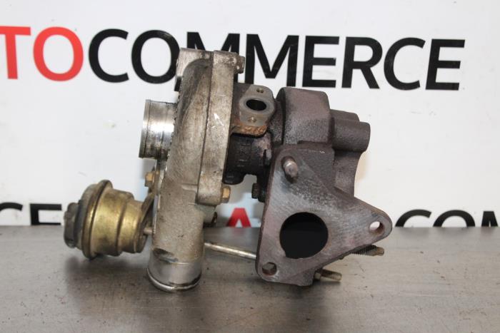 Turbo from a Renault Kangoo Express (FC) 1.5 dCi 60 2006
