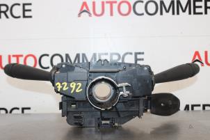 Używane Przelacznik Combi kolumny kierownicy Citroen C3 (SX/SW) 1.2 Vti 12V PureTech Cena € 140,00 Procedura marży oferowane przez Autocommerce