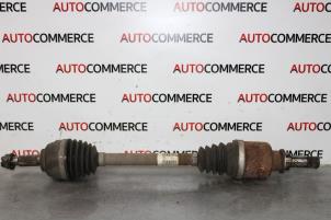 Used Front drive shaft, left Renault Clio III (BR/CR) 1.5 dCi 85 Price € 35,00 Margin scheme offered by Autocommerce