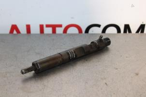 Used Injector (diesel) Renault Clio III (BR/CR) 1.5 dCi 70 Price € 80,00 Margin scheme offered by Autocommerce