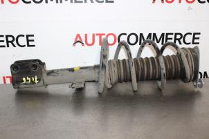 Used Front shock absorber, right Renault Clio IV Estate/Grandtour (7R) 1.5 Energy dCi 75 FAP Price on request offered by Autocommerce