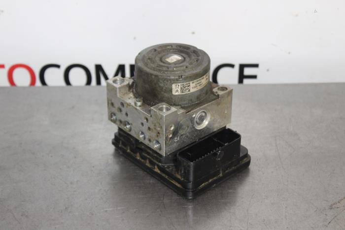 Begagnade ABS-pump Citroen C3 (SC) 1.2 VTi 82 12V Pris € 70,00 Marginaltabell erbjuds av Autocommerce