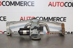 Używane Mechanizm wycieraczki Peugeot Expert (G9) 2.0 HDiF 16V 130 Cena € 50,00 Procedura marży oferowane przez Autocommerce