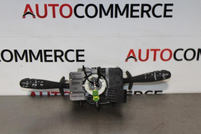 Steering column stalk from a Renault Twingo II (CN) 1.2 16V 2011