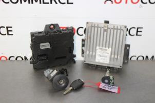 Usados Ordenador de gestión de motor Renault Kangoo/Grand Kangoo (KW) 1.5 dCi 85 Precio de solicitud ofrecido por Autocommerce