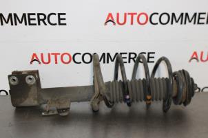 Gebrauchte Stoßdämpfer links vorne Peugeot 307 Preis auf Anfrage angeboten von Autocommerce