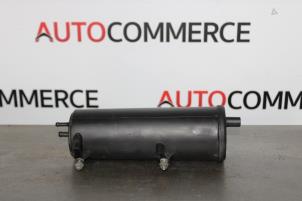 Used Carbon filter Peugeot 206 CC (2D) 1.6 16V Price € 25,00 Margin scheme offered by Autocommerce