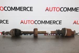 Used Front drive shaft, right Renault Twingo II (CN) 1.2 16V Price € 40,00 Margin scheme offered by Autocommerce