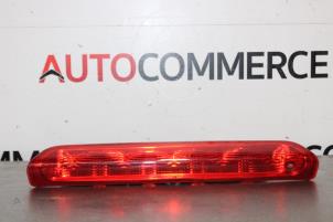 Usagé Feu de freinage supplémentaire centre Peugeot 308 (4A/C) 1.4 VTI 16V Prix sur demande proposé par Autocommerce